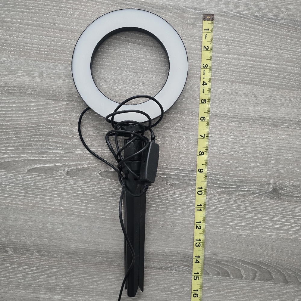 LED Ring Light - Picture 9 of 10